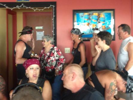 17523_10201253028158106_1030445452_n